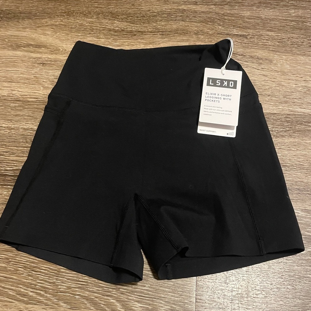 Elixir X-Length Shorts With Pockets - NWT